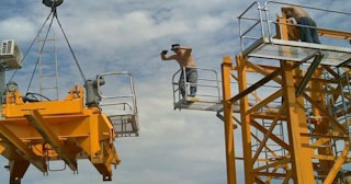 Демонтаж башенного крана в чернушке - услуги по демонтажу от Сварной-Чрш от 1590 руб.
